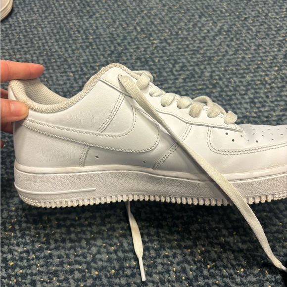Nike Air Force 1 triple white - Picture 6 of 12